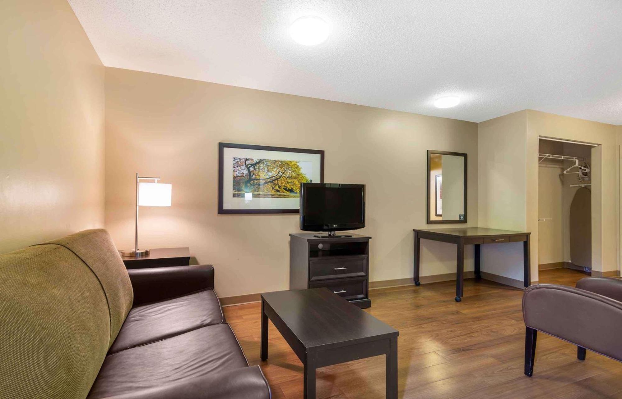 Extended Stay America Select Suites - Atlanta - Alpharetta - Northpoint - East Extérieur photo